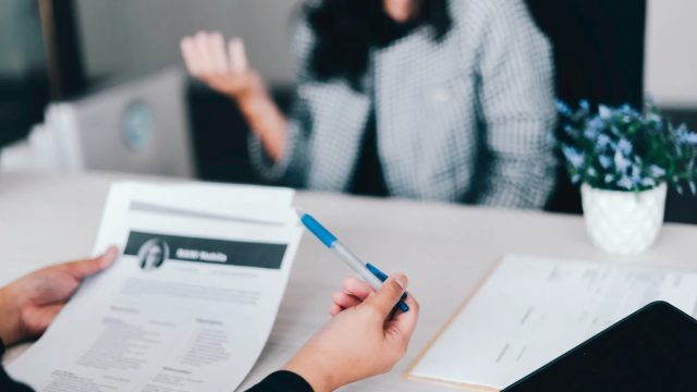 The Impact of Social Background on Salary Negotiation in the Workplace