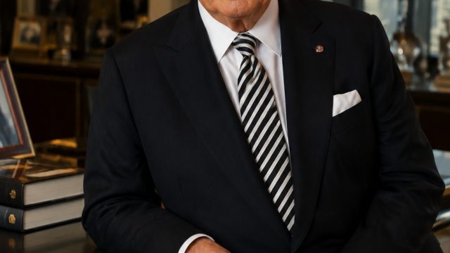 The Legacy of Clive Davis: A Deep Dive into His Impact and Wealth